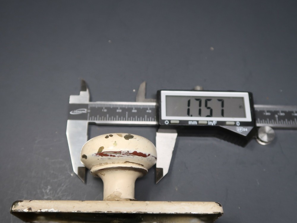 Antique Window Sash Lock Latch Hardware Knob Shabby Chic White (B)