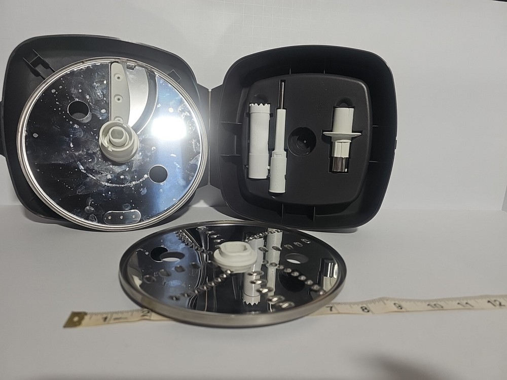 KitchenAid Cutting Blades / Shredding Disc / Slicing Disc In Box