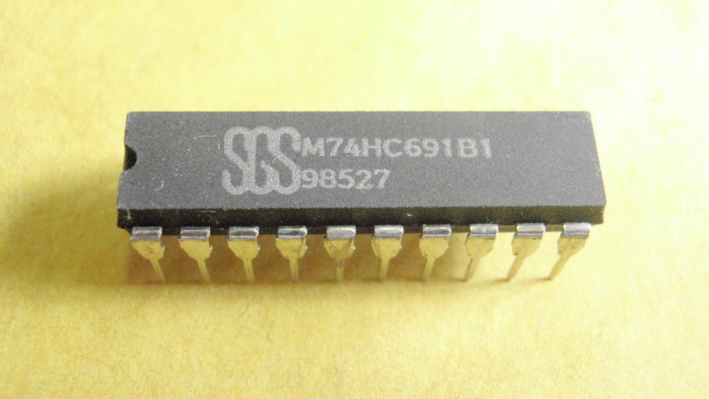 IC BAUSTEIN 74HC691 20744-182