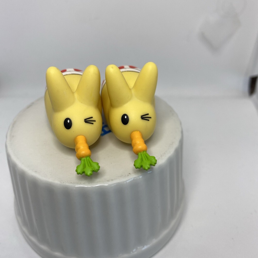 KidRobot  Smorkin Labbit (Sexy Time Edition) CARROT HEART PANTS LRMS