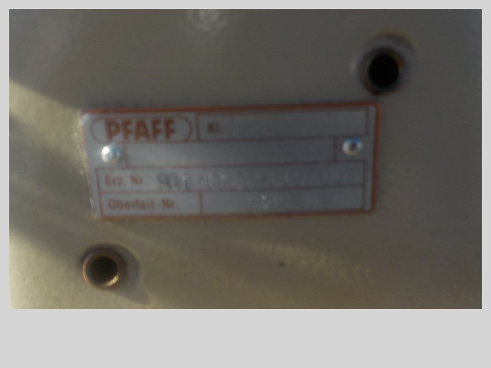 Used Industrial Sewing Machine Pfaff model 138-zigzag