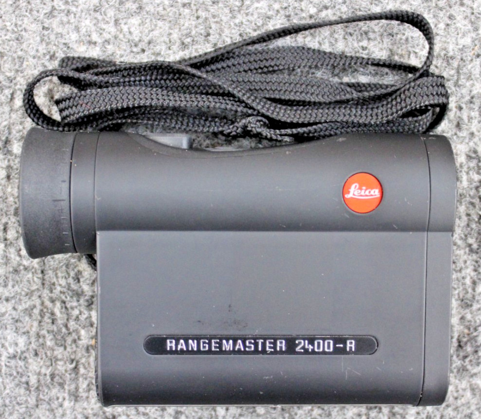 Leica Rangemaster CRF 2400-R w/ Navitech Hard Shell Case (Preowned)