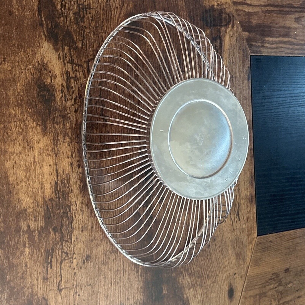 Vintage Leonard Silver Plate on Brass Wire Fruit or Bread Basket Silverplated