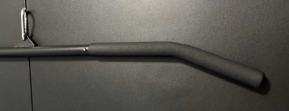 LAT Pulldown SERTT NEW Bar Attachment for Pulley Cable Machine Open Box