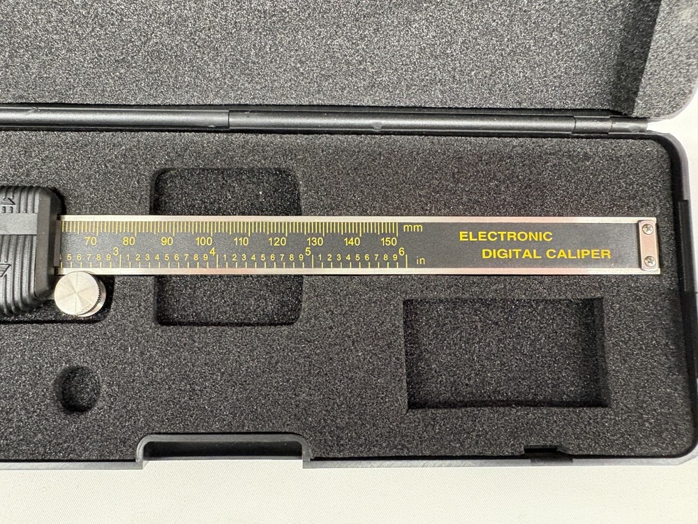 Cen-Tech 6in Digital Caliper Electronic Measuring Tool w Case Box 47257 Tested