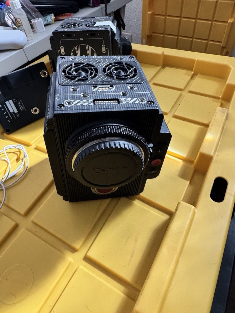 RED DIGITAL CINEMA RAVEN BRAIN with 4.5K DRAGON Sensor