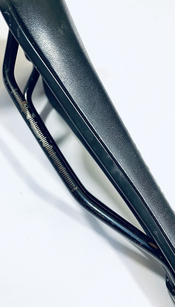 Giant Contact Forward Saddle Black- Used