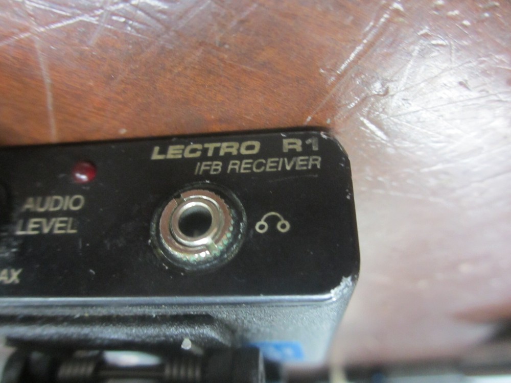 LECTROSONICS LECTRO R1 IFB Receiver
