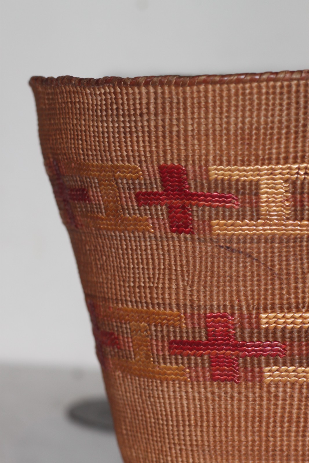 Antique Tlingit/Haida Twined Basket. Pos. Late 1800's-Early 1900's