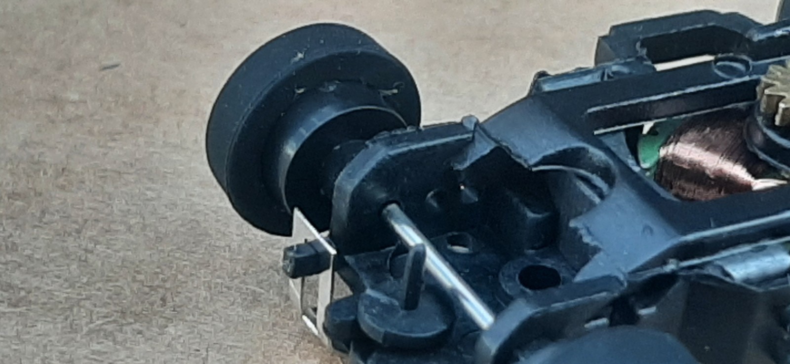 Back To School Special Autoworld Ultra G Xtraction Chassis With Blacked Out Rims