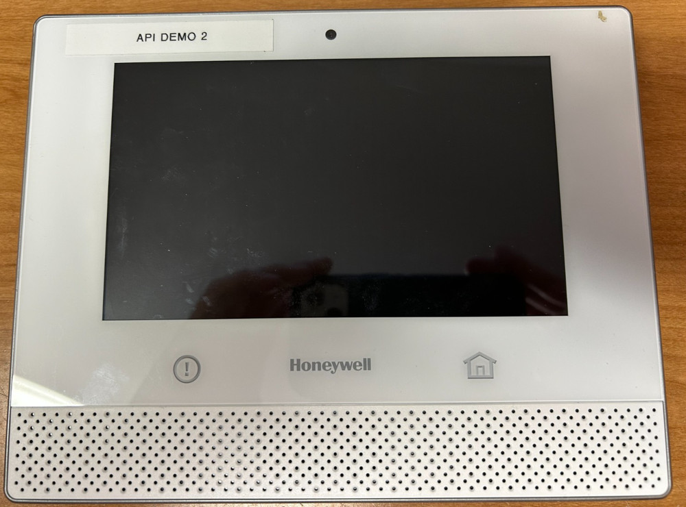 Honeywell LCP500-L Lyric Controller Touchscreen Control Panel