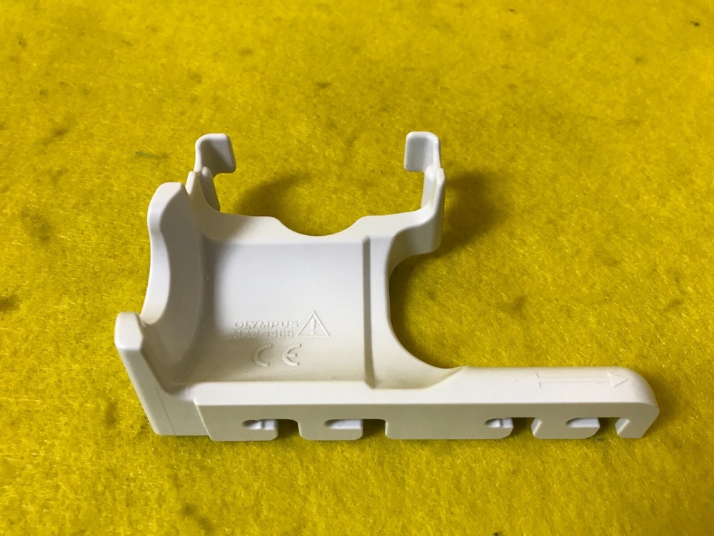 Olympus MAJ-1466 Pigtail Holder