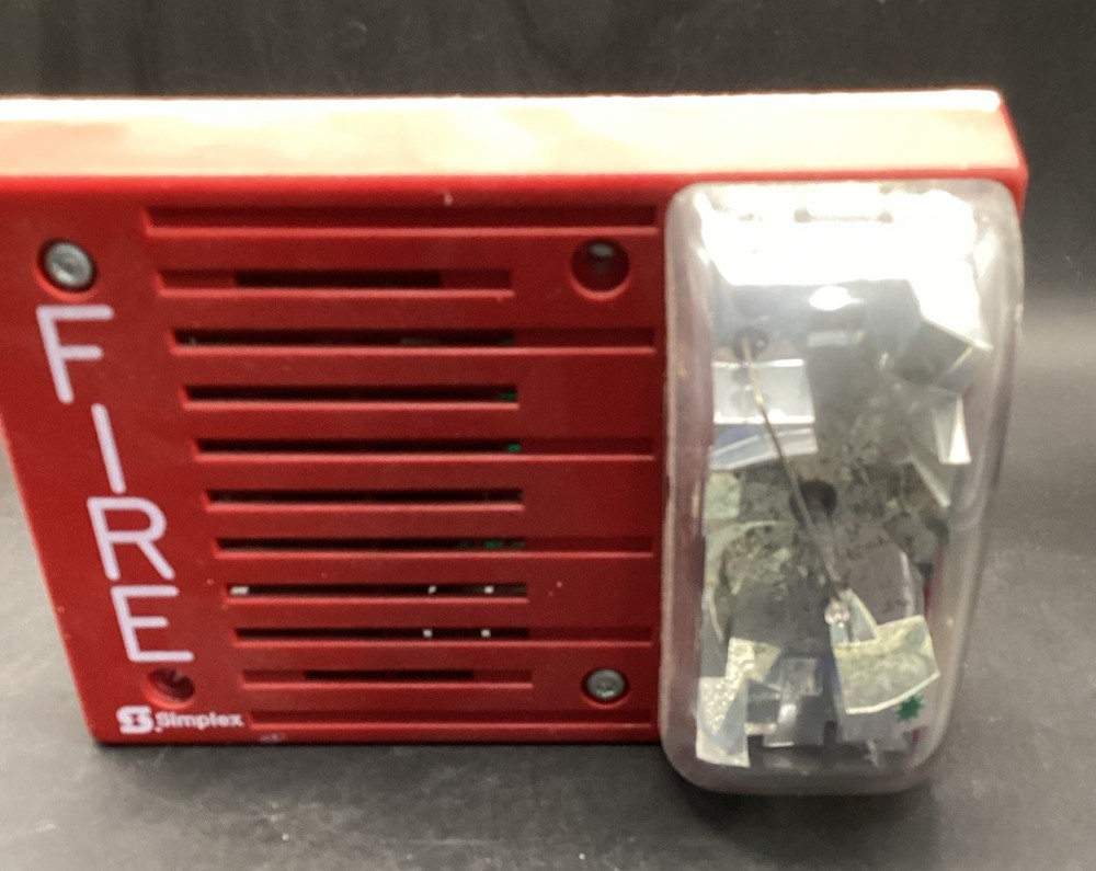 SIMPLEX 4903-9236 FIRE ALARM HORN STROBE SPEAKER RED