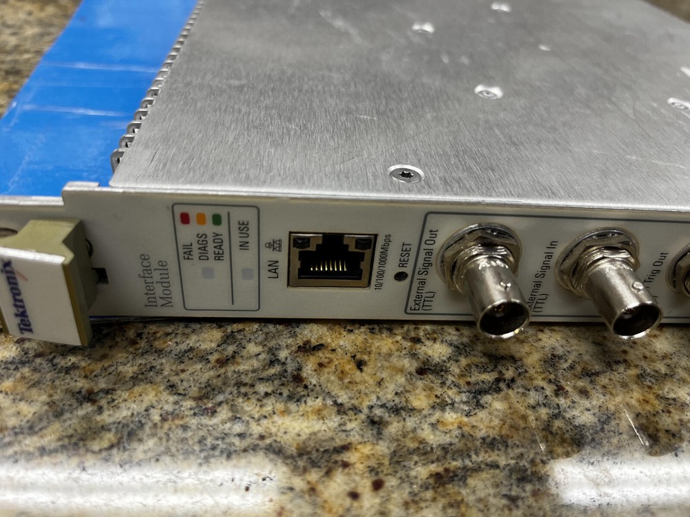 4DD Tektronix TLA7016 Interface Module Unit 850-0027-00