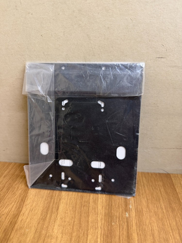 Audio-Technica AT8631 Joining Plate for Two Wireless Receivers