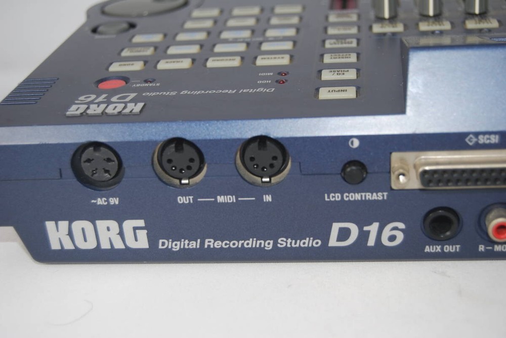 Korg D16 16-Track Digital Recorder