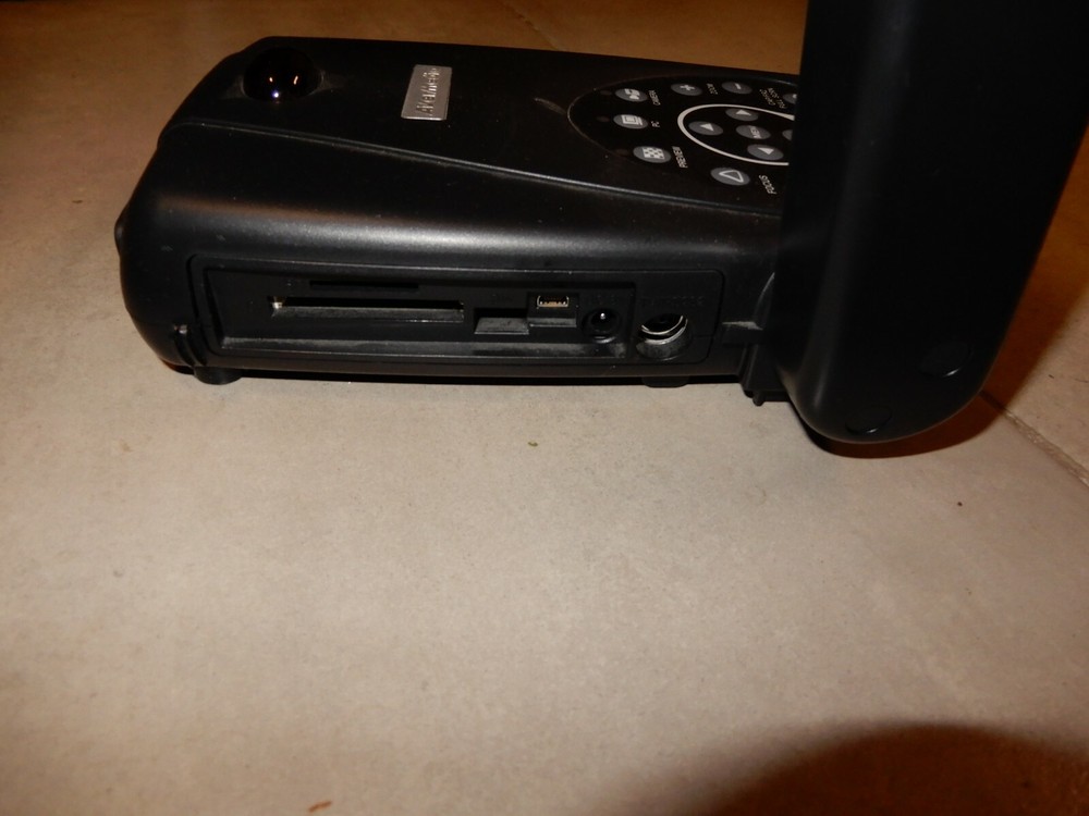 AVERMEDIA AVERVISION 330 PORTABLE DOCUMENT CAMERA PROJECTOR