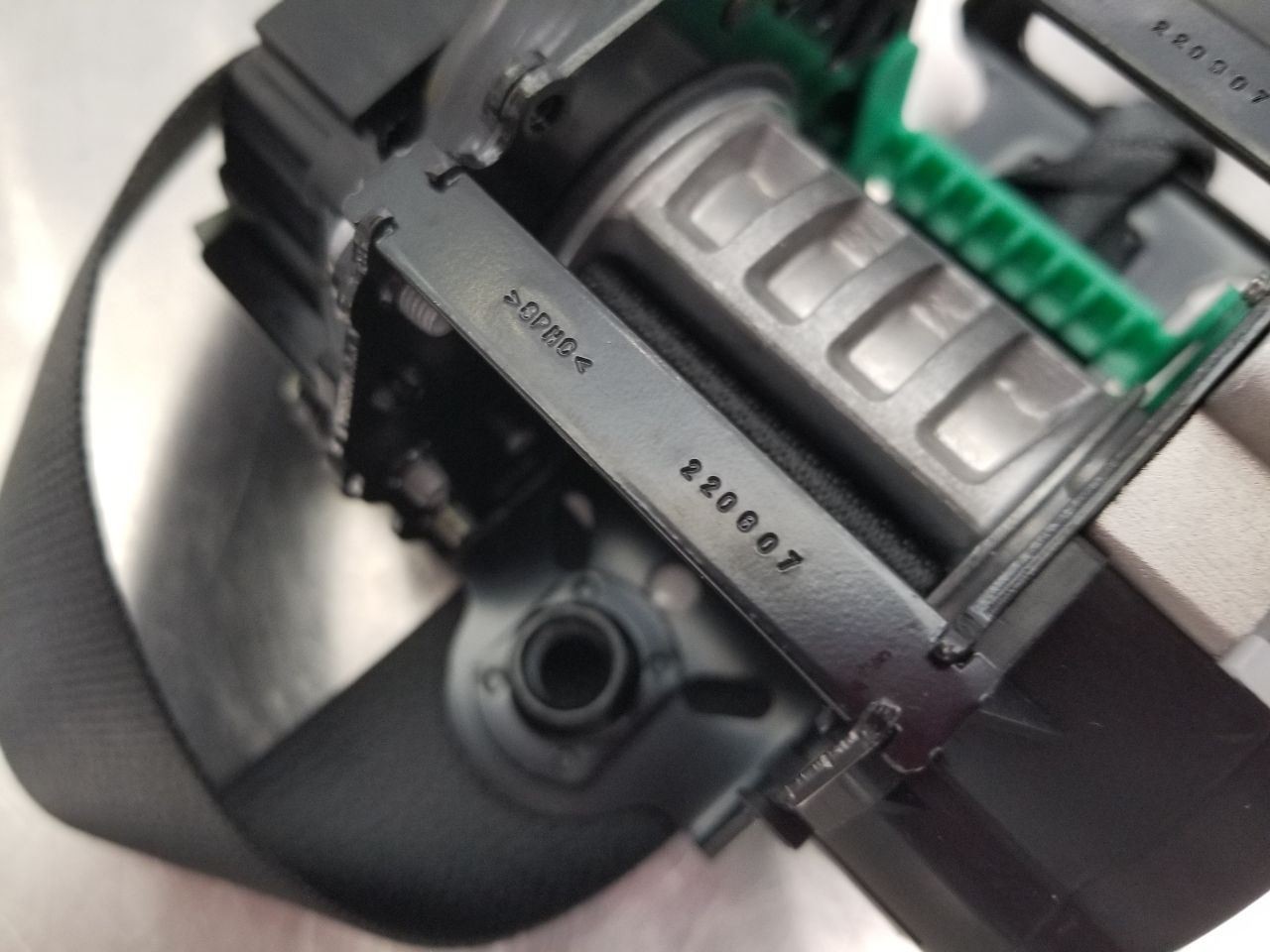 25 2025 KIA K4 GT-LINE FRONT BUCKET SEAT BELT RETRACTOR BLACK LEFT DRIVER