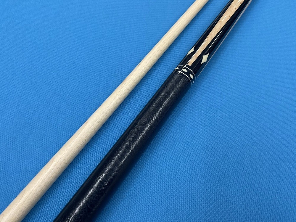 SCHULER POOL CUE PL7