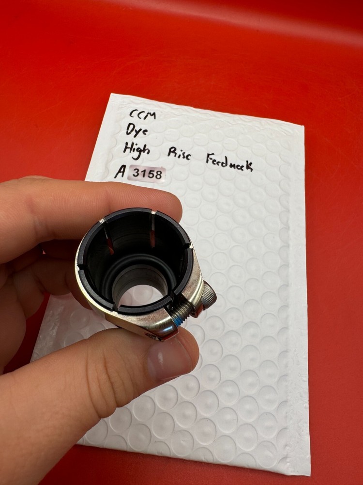 CCM Dye High Rise Feedneck