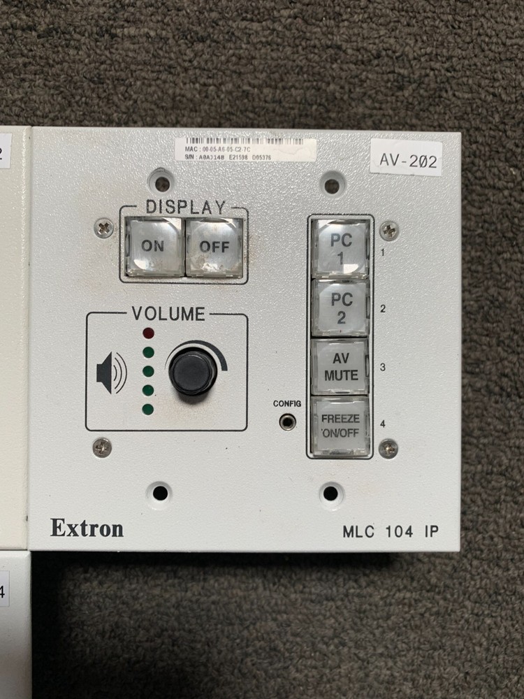 1 Extron Electronics MLC 104 IP Plus