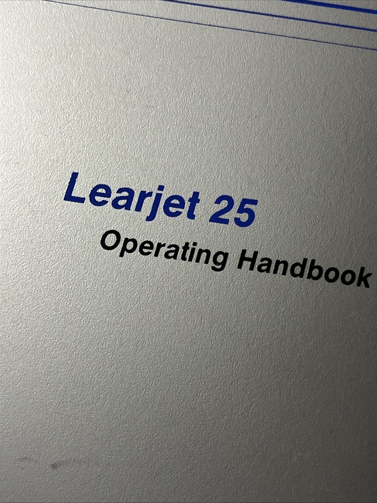 SimuFlite Learjet 25 Operating Handbook 1985