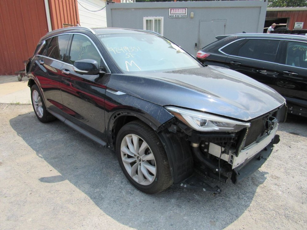QX50 2019 Glove Box 1070263