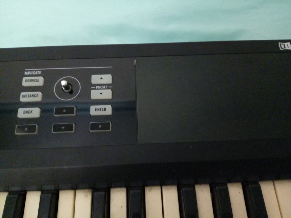 Native Instruments Komplete Kontrol S49 Keyboard For Parts