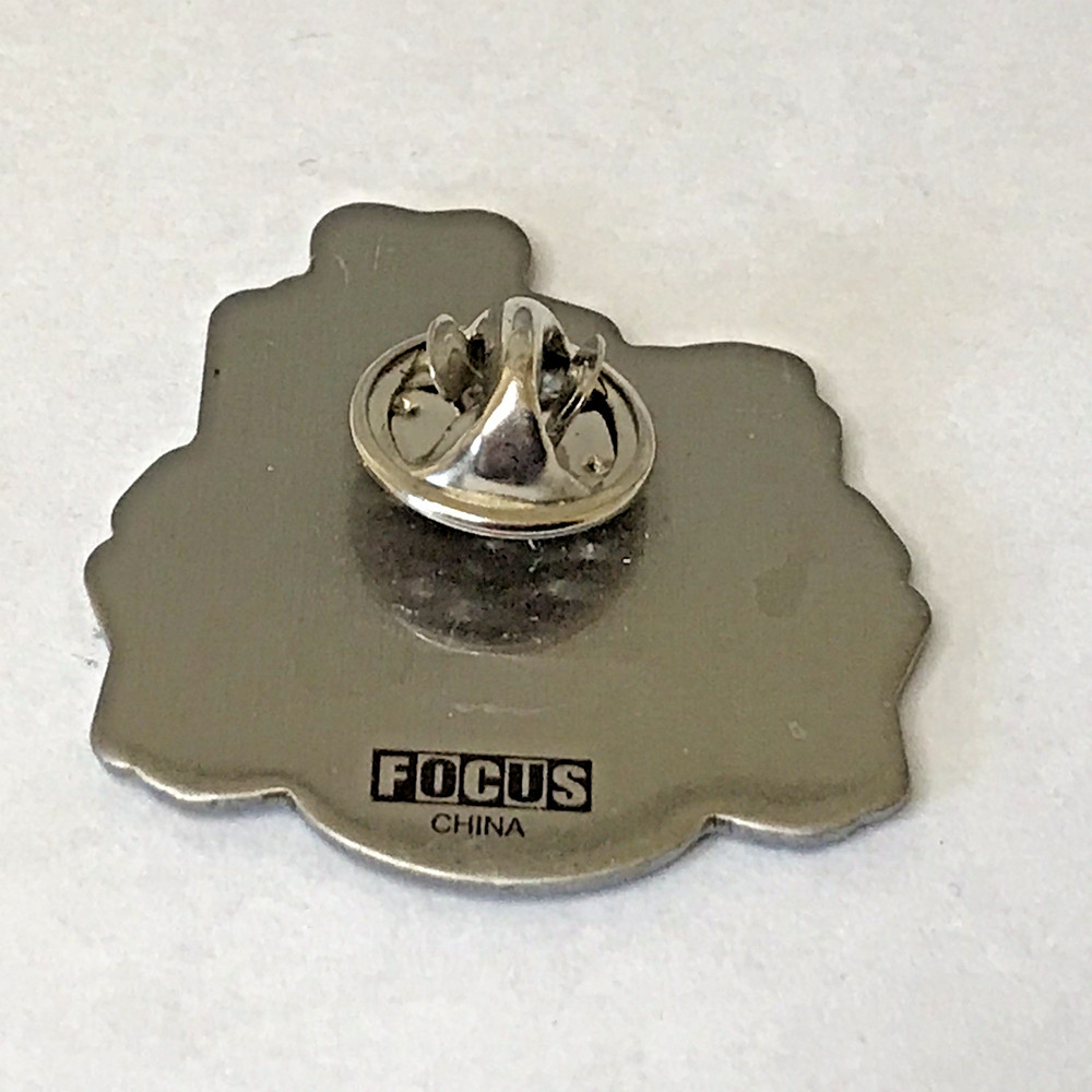 Miller Milwaukee brewery lapel Hat Jacket pin (A10)