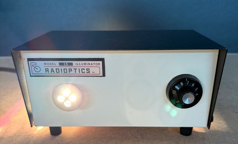 Radioptics Model 15 Fiber Optic Illuminator
