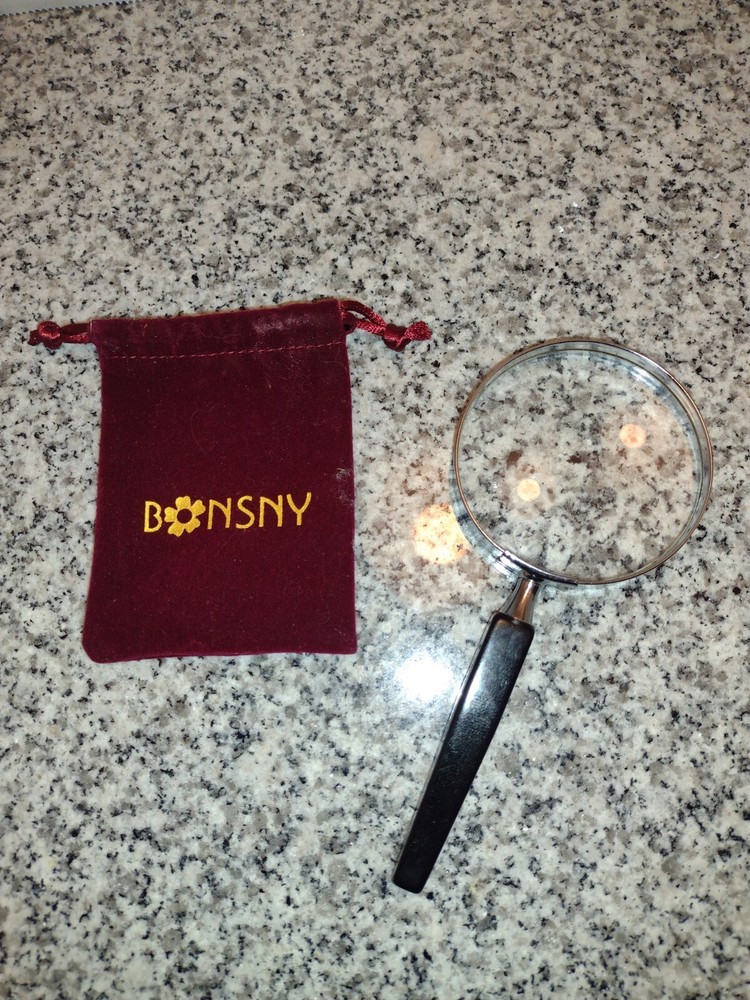 Magnifying Glass & Bag. 2 Styles Available. READ DESCRIPTION.