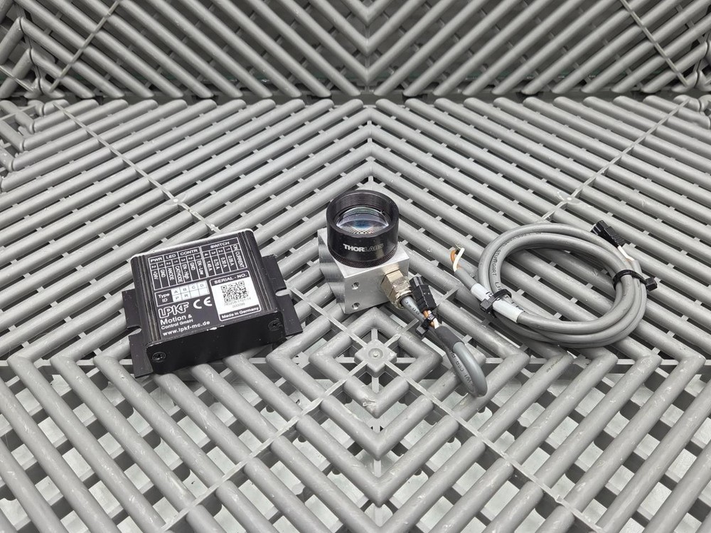 ThorLabs LA1951-A Plano-Convex Lens w/ LPKF LED-PD0403 Current Controller