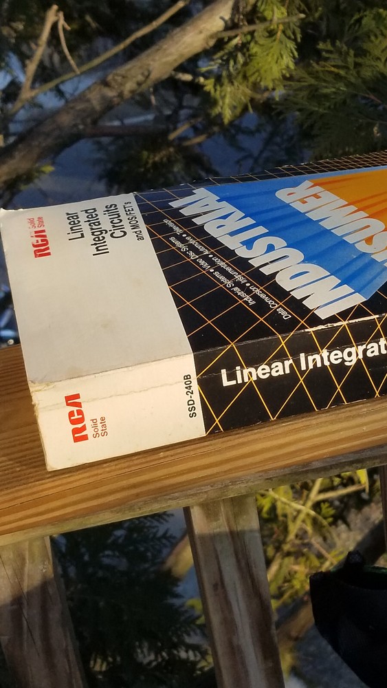 VINTAGE RCA ELECTRONICS BOOK LINEAR INTEGRATED CIRCUITS INDUSTRIAL CONSUMER