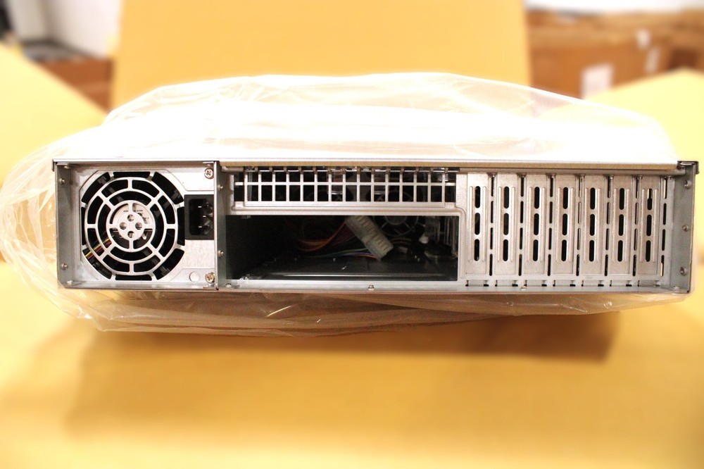 Supermicro SuperChassis CSE-823TQ-653LPB Chassis