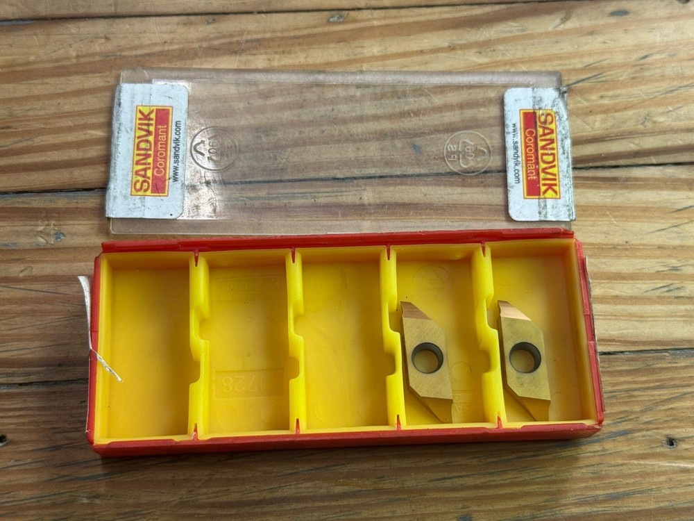(2 Pack) SANDVIK Coromant MATL360-C 1025 Carbide Threading Insert 5735476