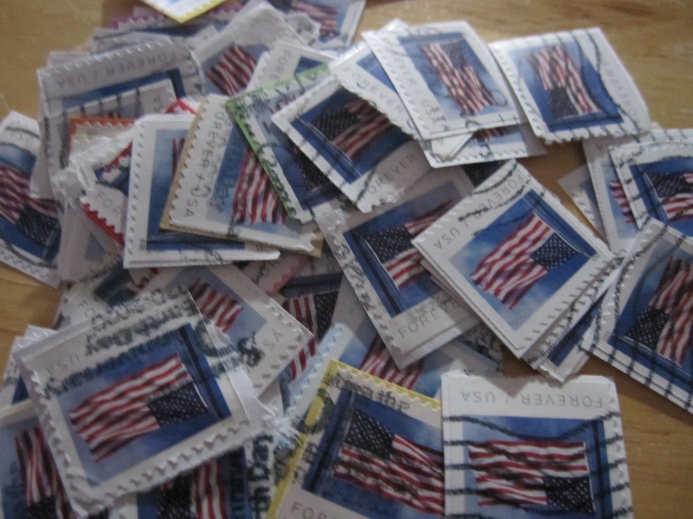 100 USED 2019 FLAG STAMP COLLECTION