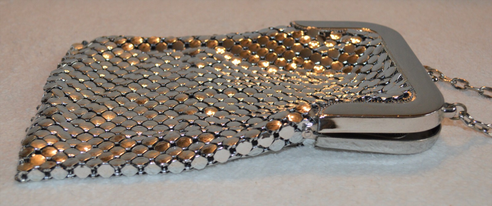 VINTAGE WHITING DAVIS SILVER MESH PURSE MIRROR FINISH