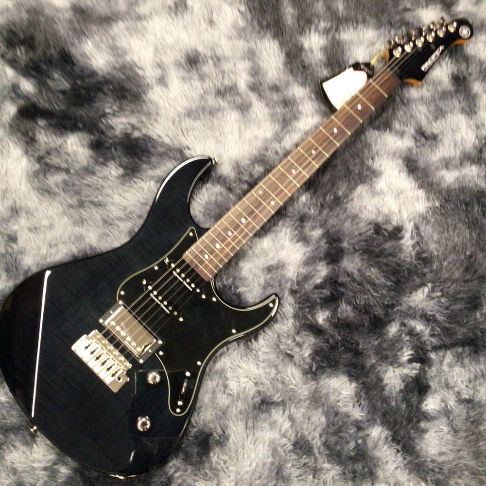 YAMAHA PACIFICA612V FM TBL (Translucent Black)