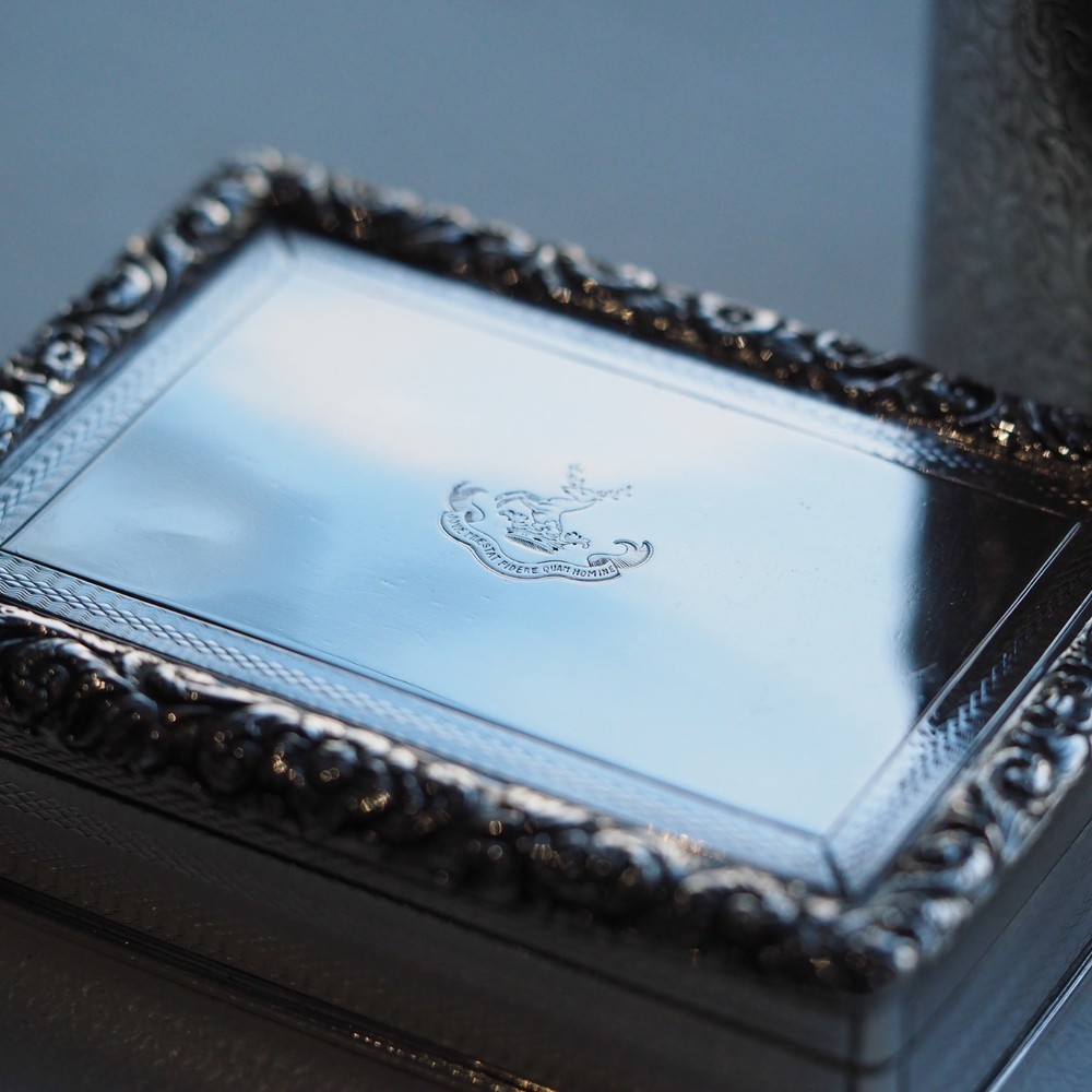 Antique Georgian Solid Silver Large Table Snuff Box - Joseph Willmore 1832
