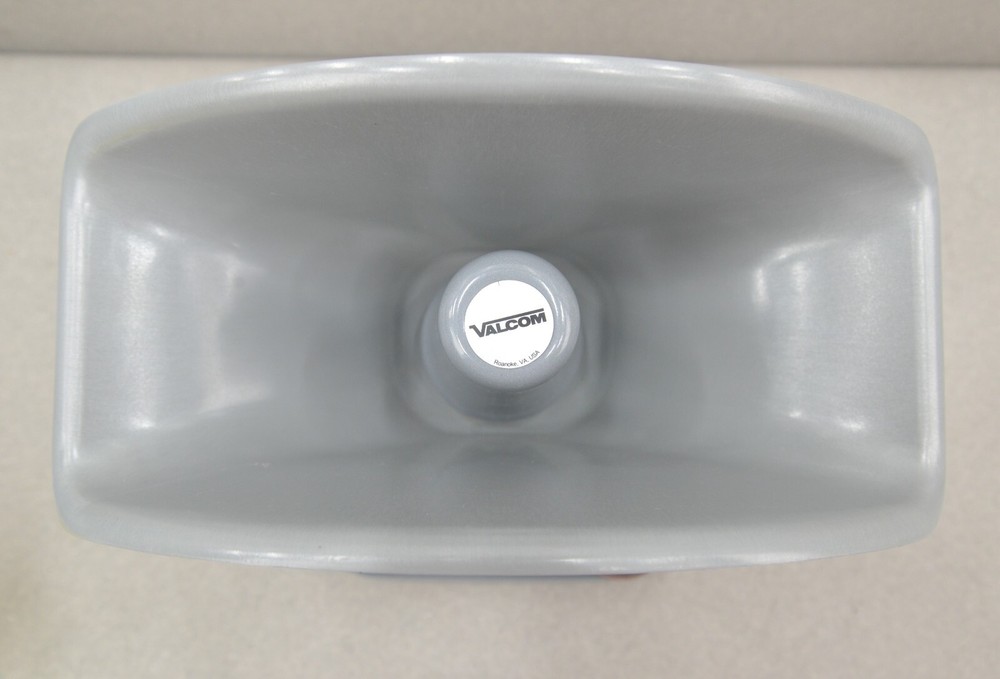 Valcom V-1039 Explosion Proof Paging Horn/Amplifier Assembly & Mounting Bracket