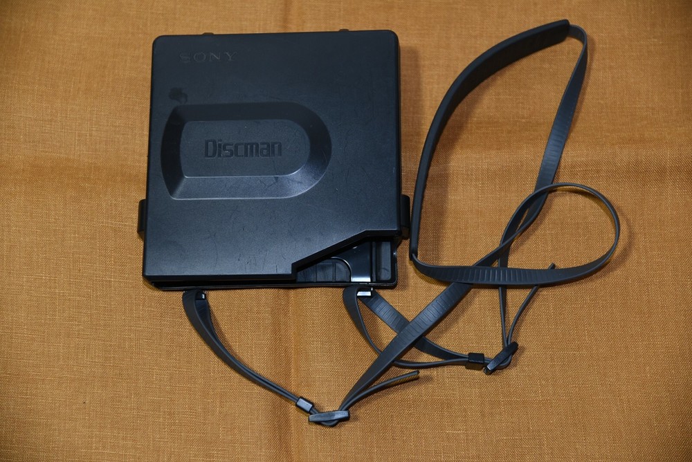 Hard Case for Sony D-15 Discman CD Player