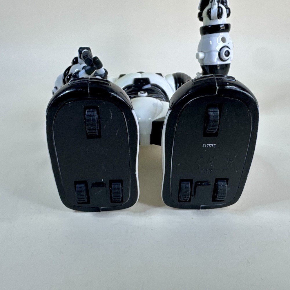 WowWee Robosapien Mini 7” Robot White Black Interactive No Remote 2004