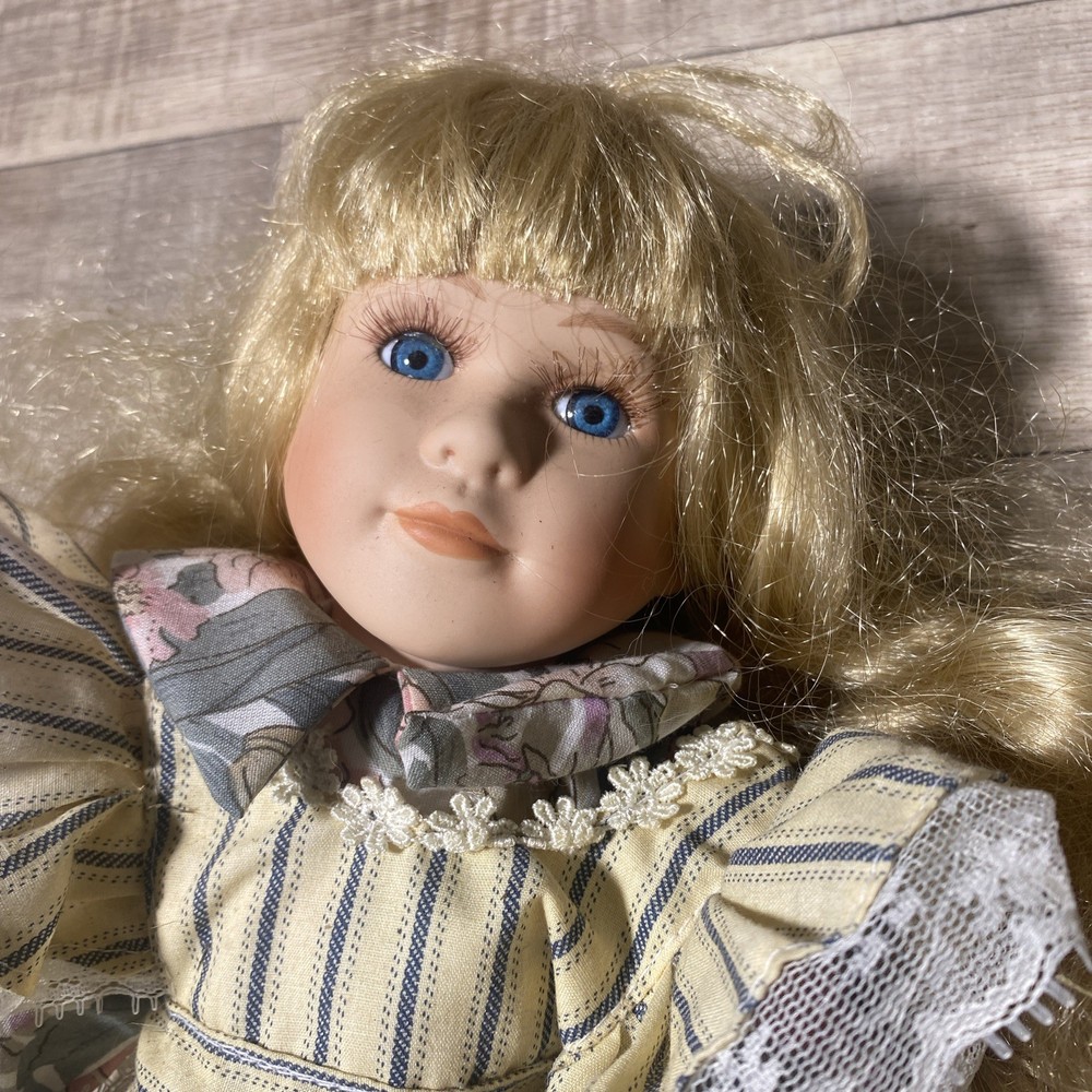 Haunted Doll Active Spirit -Flora