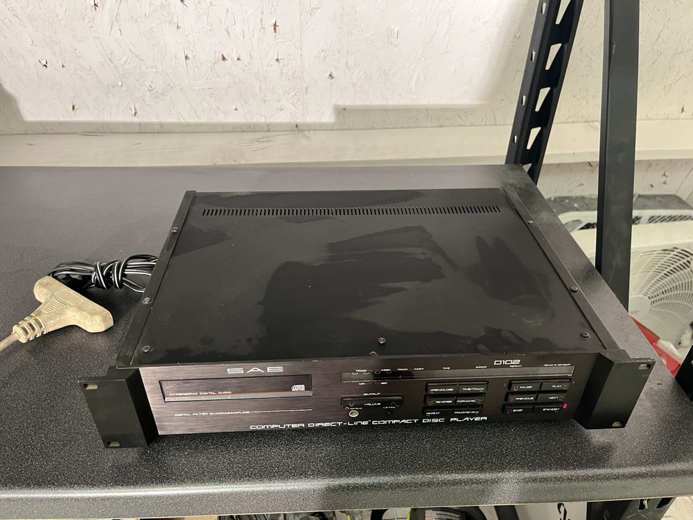 SAE D102 1988 Vintage CD Player - Powers On Untested