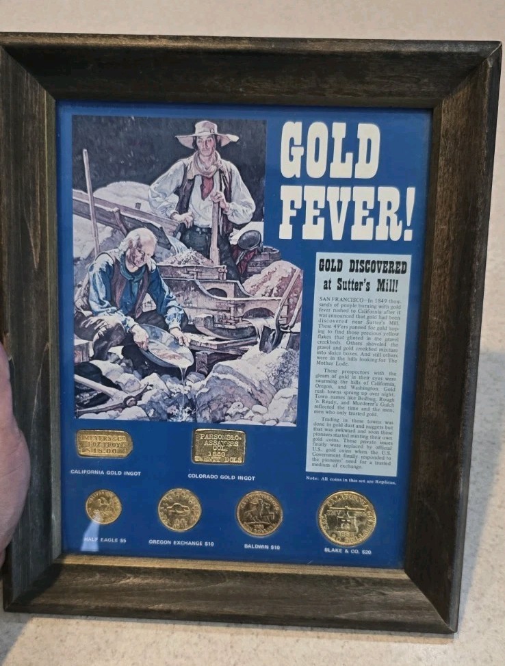 Gold Fever Wall Decor