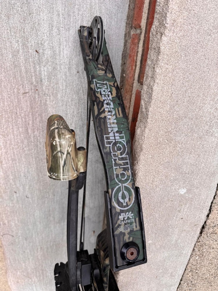 Carroll Intruder II Compound Bow Used