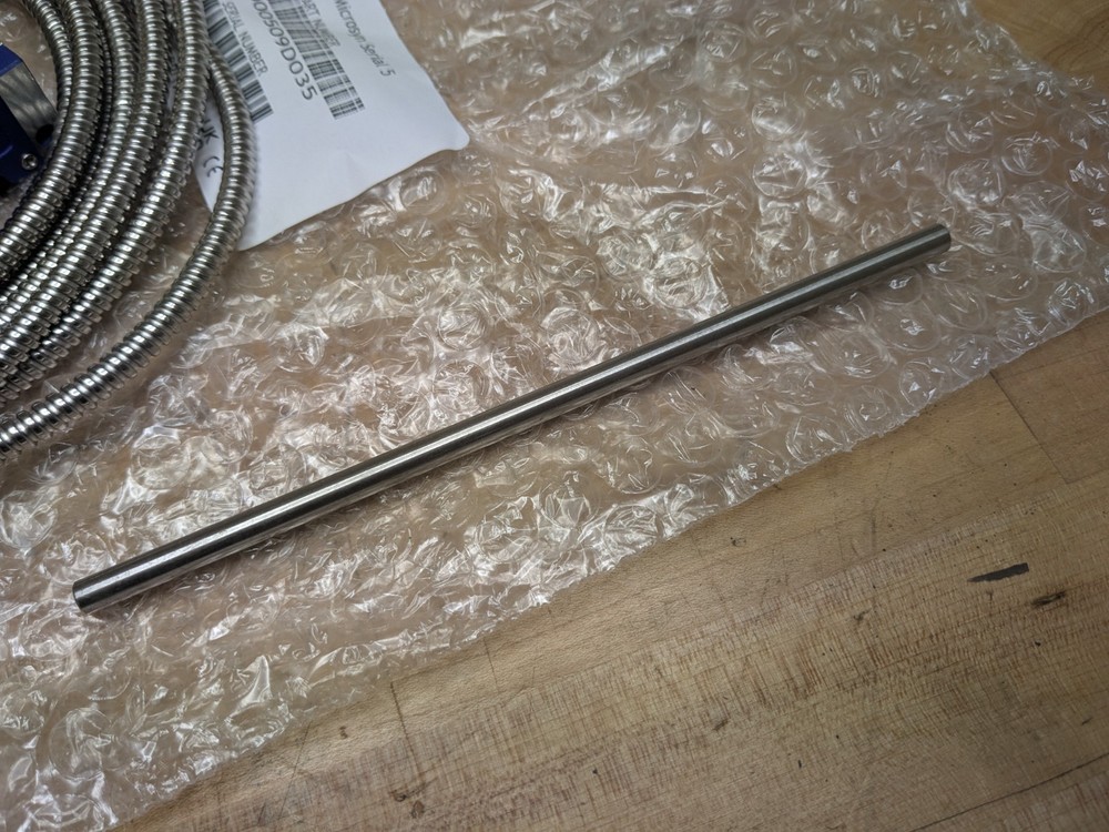 Newall Microsyn Serial 5 DRO Encoder Reader Head w/ Armored Cable ME000509D035