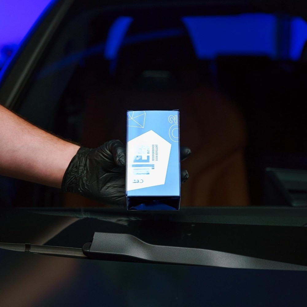 Ceramic Coating for Windshields Hydrophobic Rain-Repellent Sealant