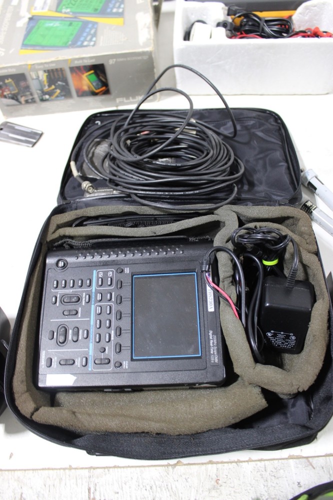 TEKTRONIX THS730A 2 CHANNEL 200MHZ SCOPE