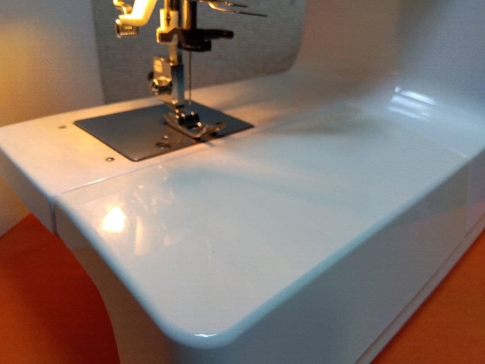 JUKI HZL-7800 Computerized Sewing Machine with Automatic Thread Cutter, Serviced